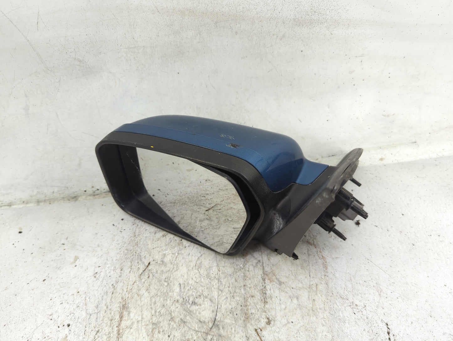 2006-2010 Ford Fusion Driver Side View Mirror - Left Door Mirror OEM Used - Oemusedautoparts1.com