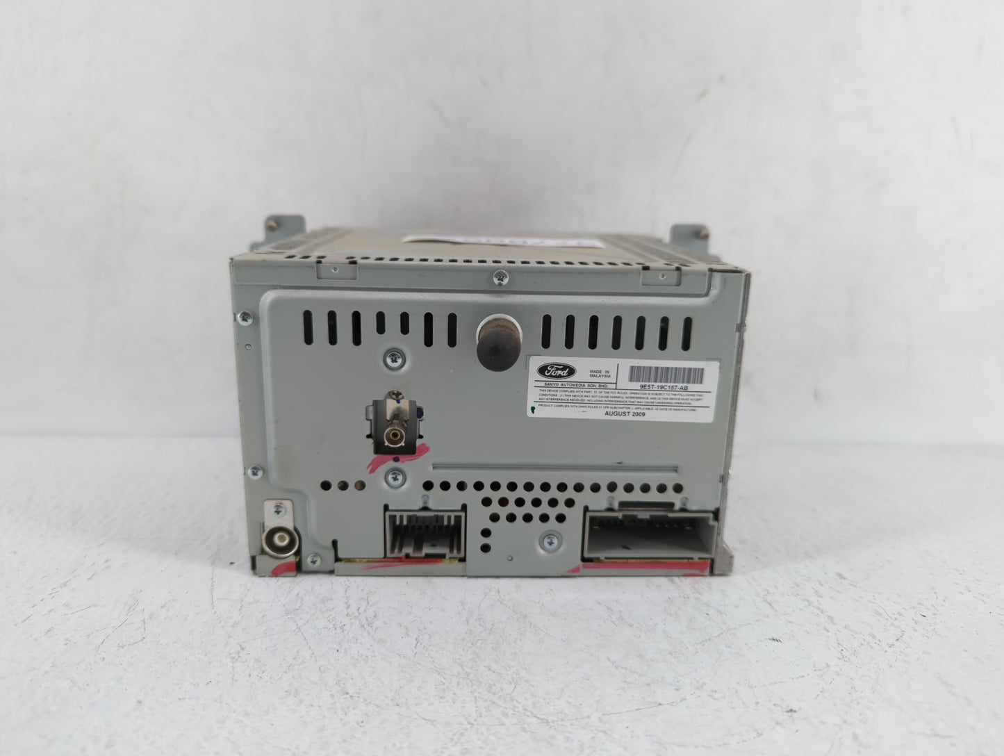 2010 Ford Fusion Radio AM FM Cd Player Receiver Replacement P/N:9E5T-19C157-AC 9E5T-19C157-AE, 9E5T-19C157-AB Fits OEM Used