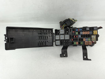 2010-2012 Ford Fusion Fusebox Fuse Box Panel Relay Module P/N:AE5T-14290-E AE5T-14290-D Fits Fits 2010 2011 2012 OEM Used Auto Parts