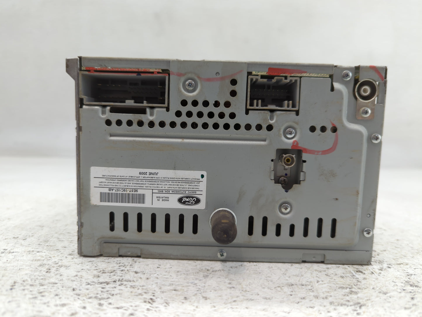 2010-2010 Ford Fusion Am Fm Cd Player Radio Receiver - Oemusedautoparts1.com