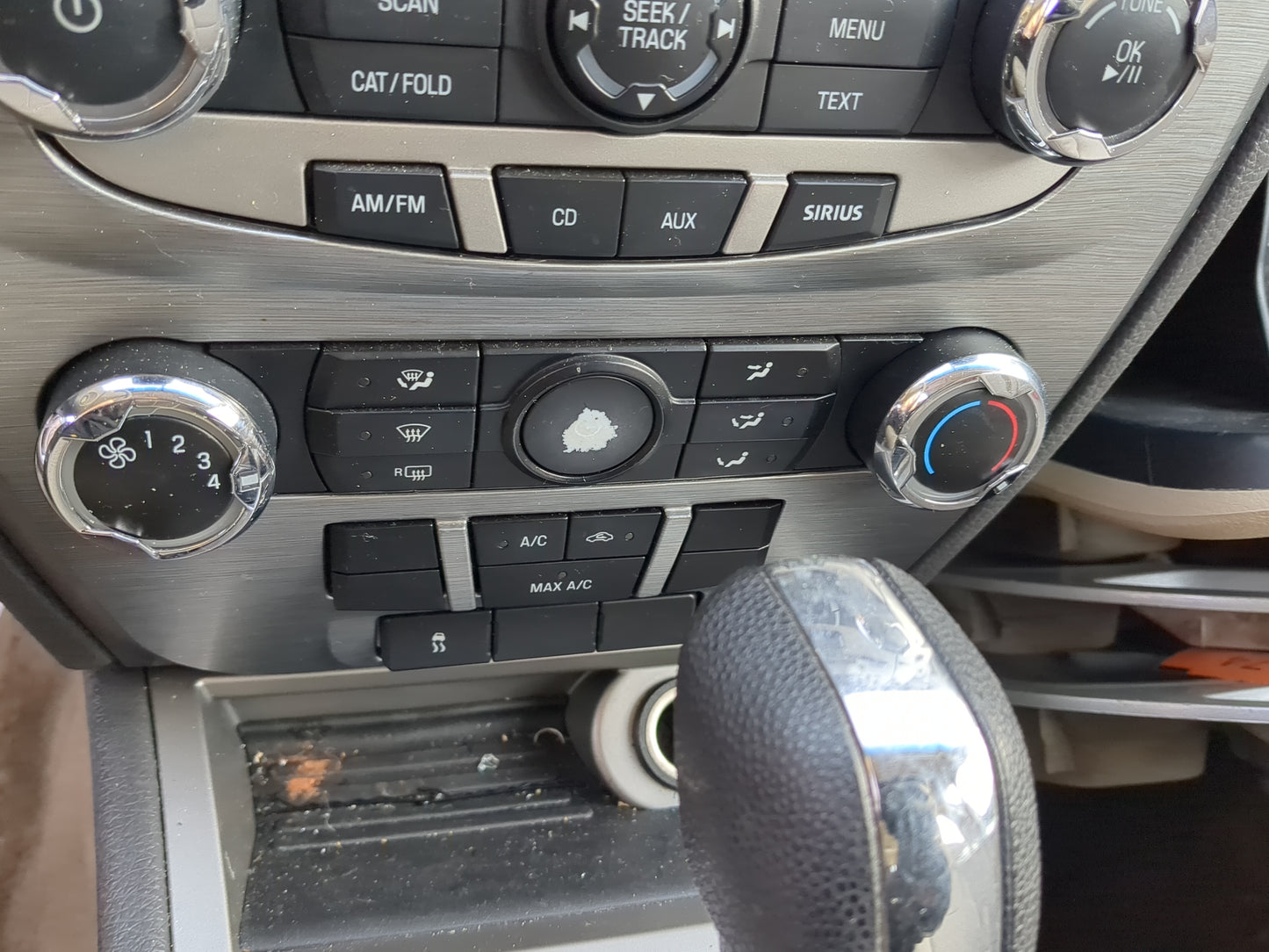 2010 Ford Fusion Climate Control Module Temperature AC/Heater Replacement Fits OEM Used Auto Parts - Oemusedautoparts1.com