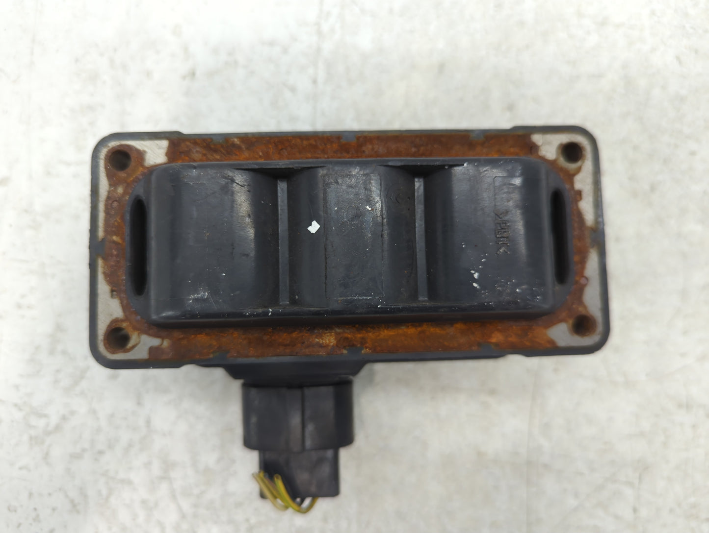 2005-2010 Ford Mustang Ignition Coil Igniter Pack - Oemusedautoparts1.com