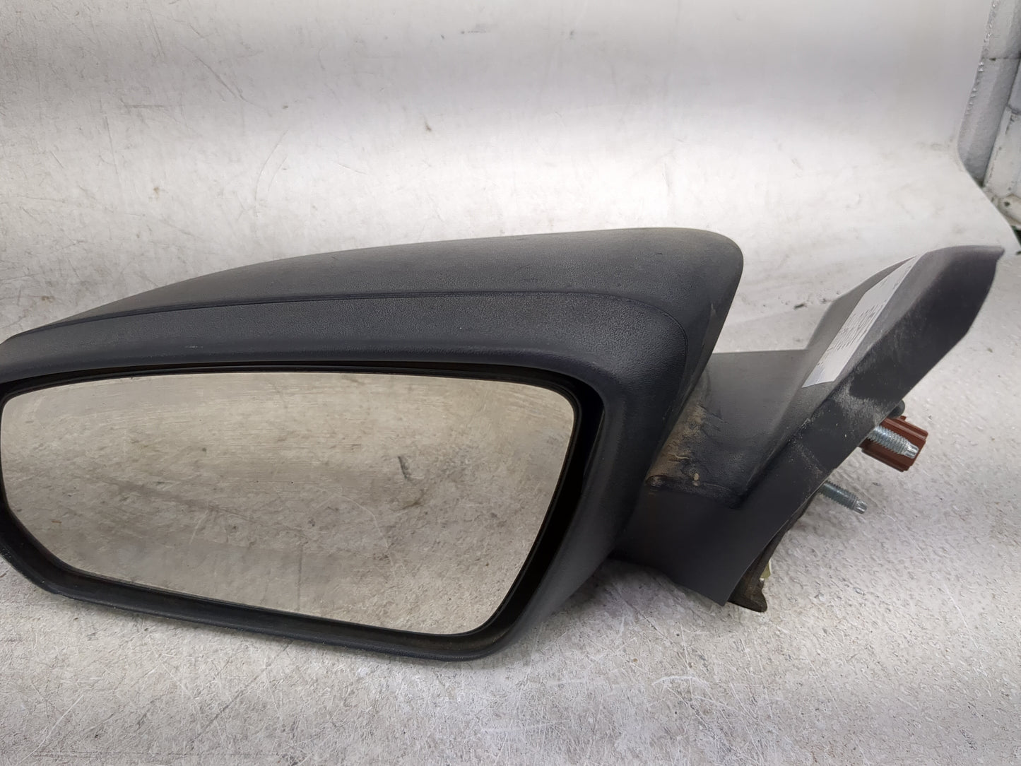 2010 Ford Mustang Driver Side View Mirror - Left Door Mirror OEM Used - Oemusedautoparts1.com