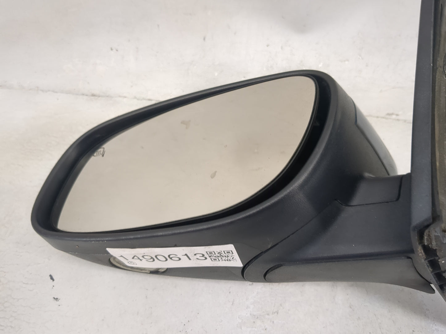 2010-2019 Ford Taurus Driver Side View Mirror - Left Door Mirror OEM Used - Oemusedautoparts1.com