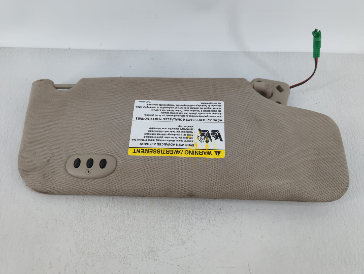 2010-2011 Ford Taurus Sun Visor Shade Replacement Driver Left Mirror Fits Fits 2010 2011 OEM Used Auto Parts - Oemusedautopa