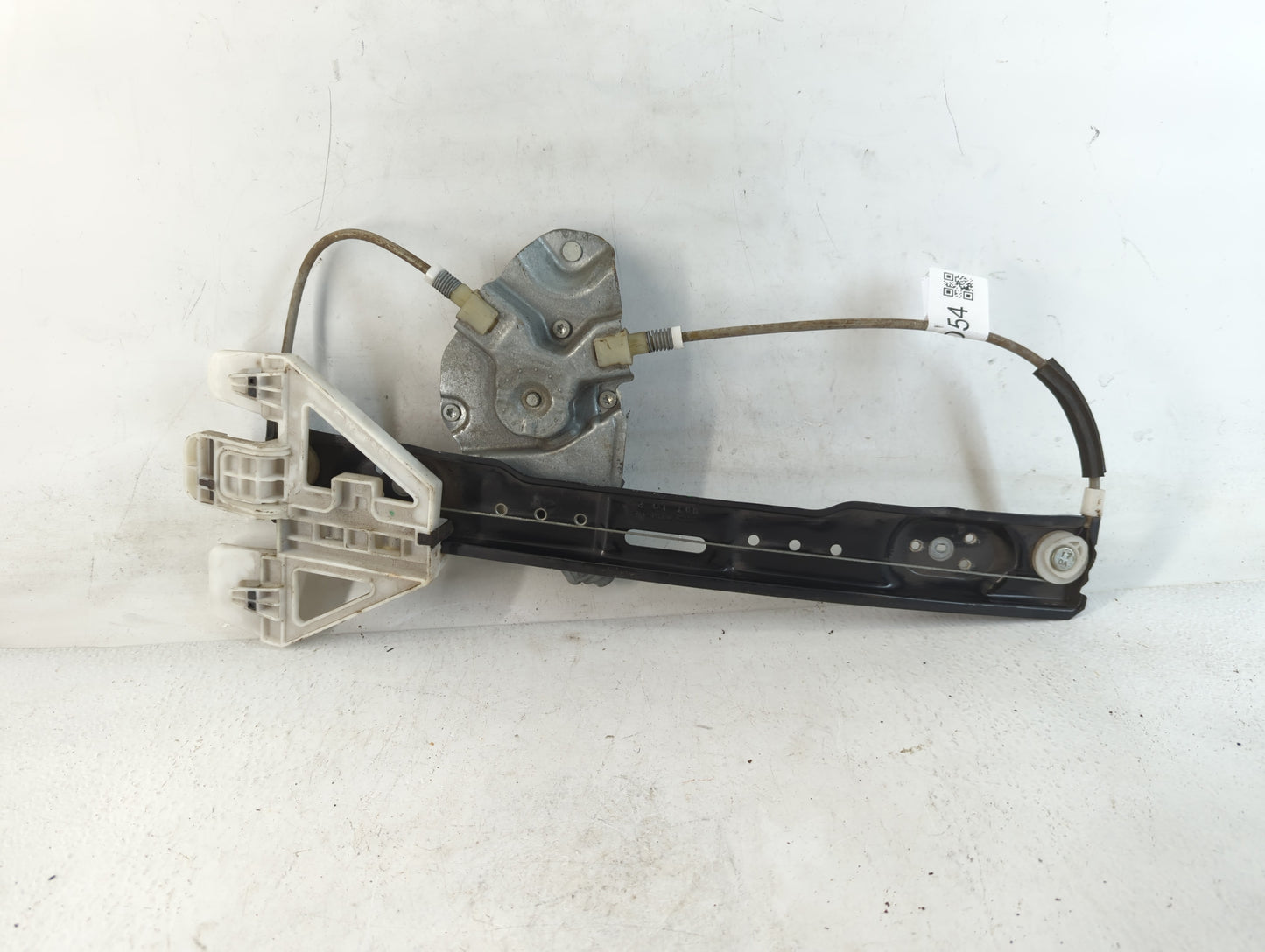 2010-2019 Ford Taurus Used Window Regulator Right Passenger Rear - Oemusedautoparts1.com