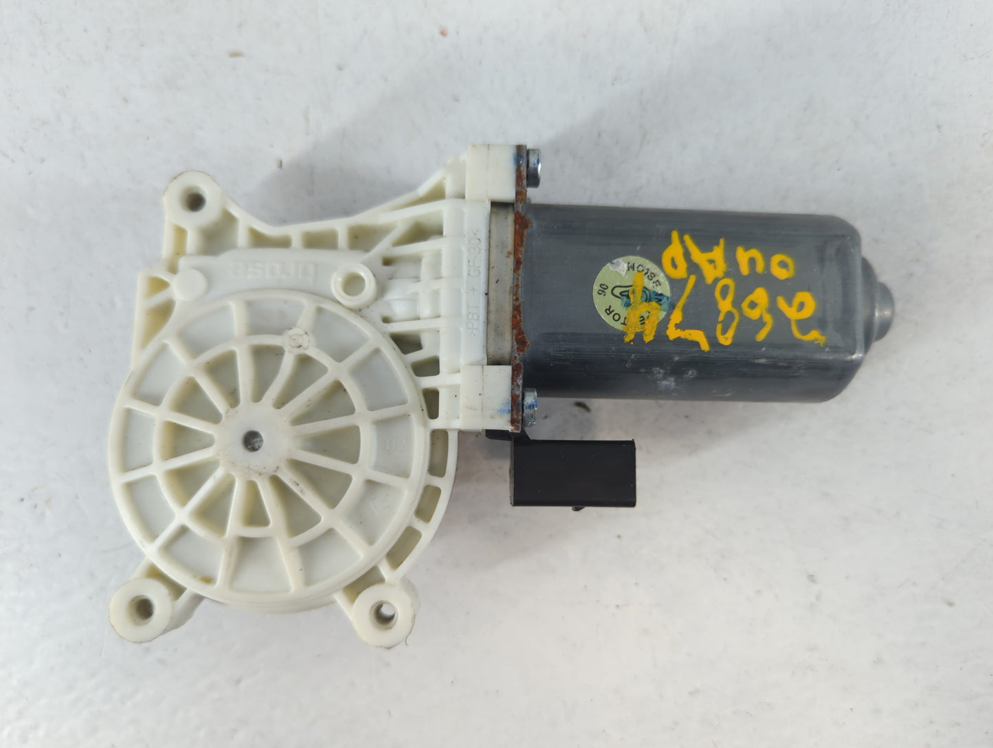 2010-2019 Ford Taurus Passenger Front Right Power Window Motor 824155 - Oemusedautoparts1.com