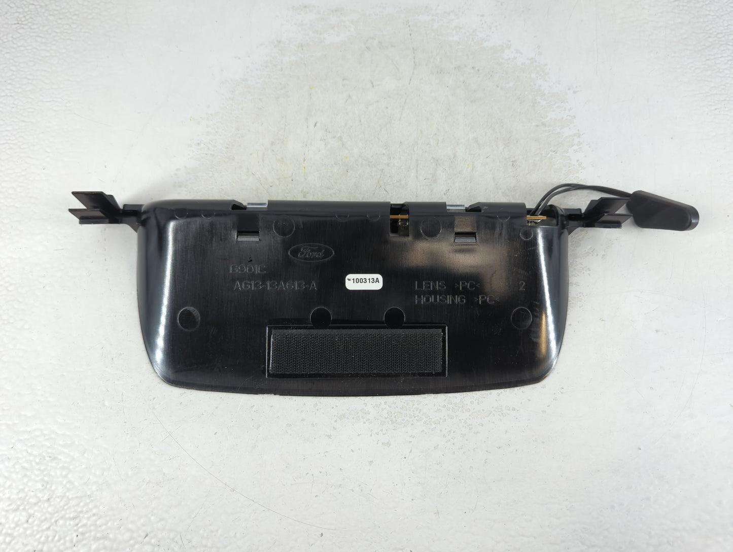 2010 Ford Taurus Third Brake Light Tail Light Fits OEM Used Auto Parts - Oemusedautoparts1.com