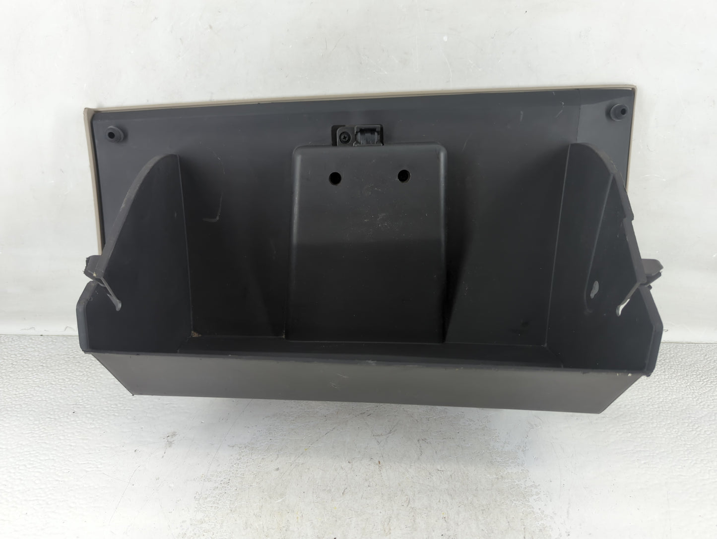 2010 Ford Taurus Passenger Glove Box Door Storage Compartment - Oemusedautoparts1.com