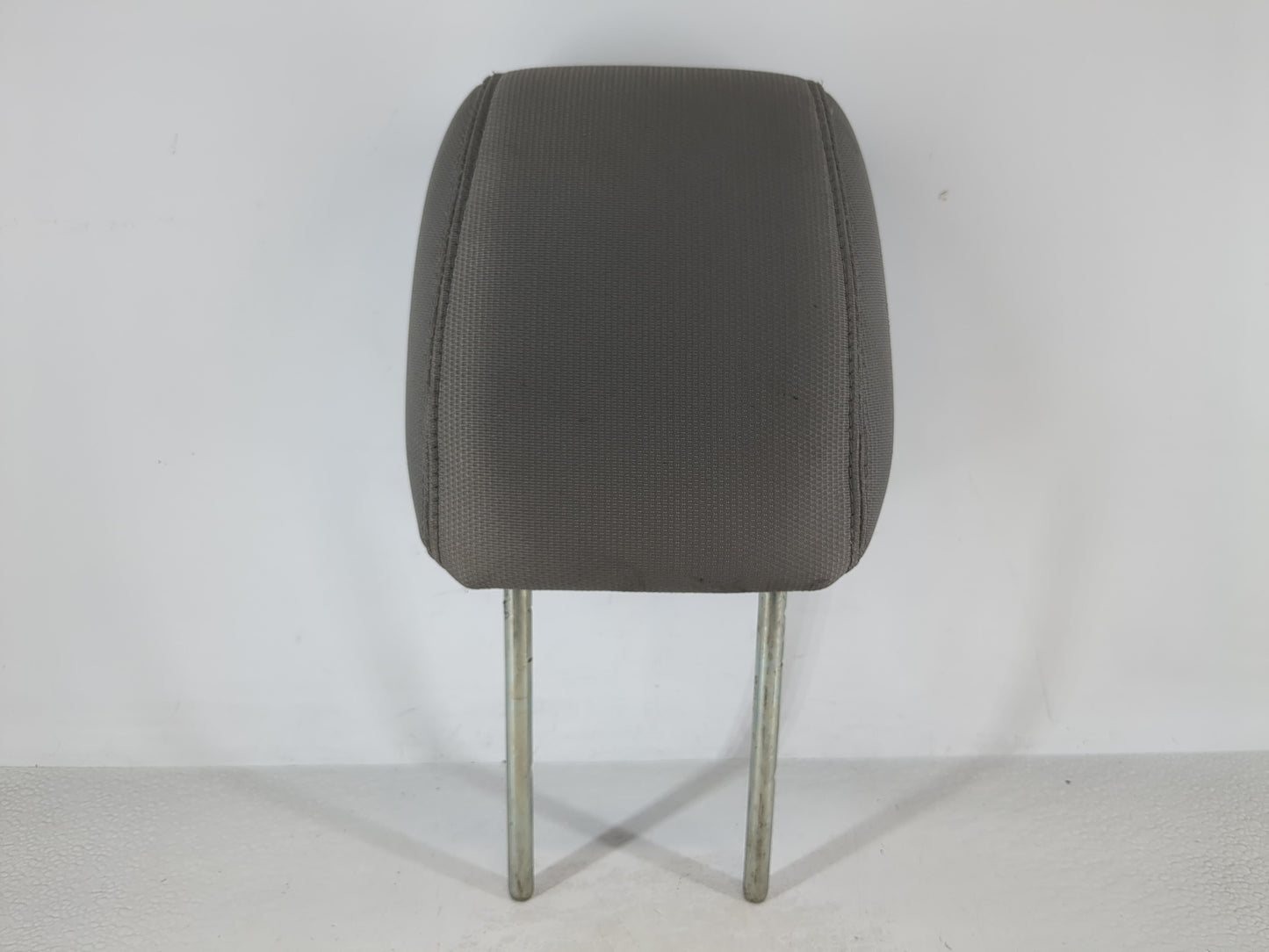 2009-2011 Gmc Acadia Headrest Head Rest Front Driver Passenger Seat Fits Fits 2009 2010 2011 OEM Used Auto Parts - Oemusedau