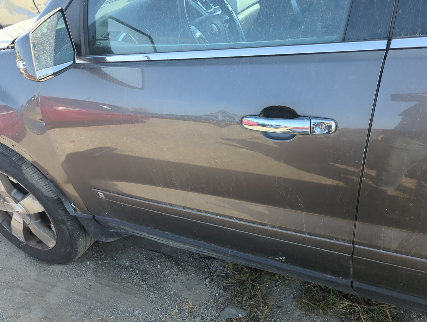 2010-2017 Gmc Acadia Driver Front Door Oem - Oemusedautoparts1.com