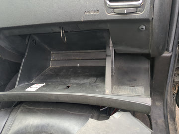 2010 Gmc Acadia Passenger Glove Box Door Storage Compartment