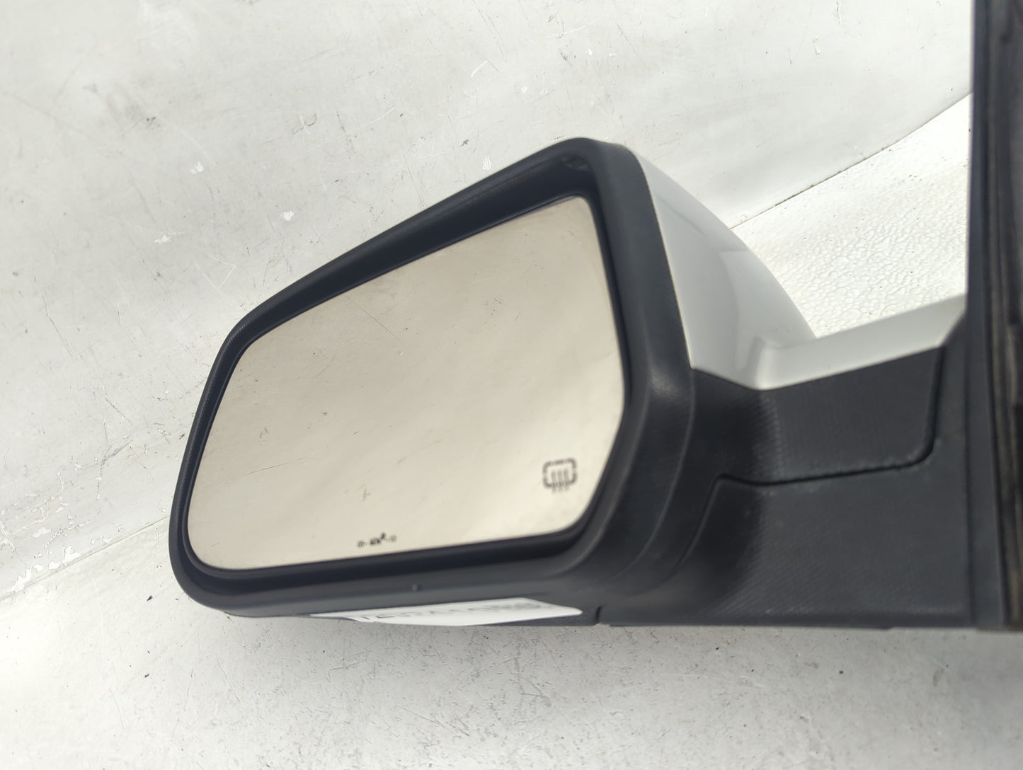 2010-2011 Gmc Terrain Driver Side View Mirror - Left Door Mirror OEM Used - Oemusedautoparts1.com