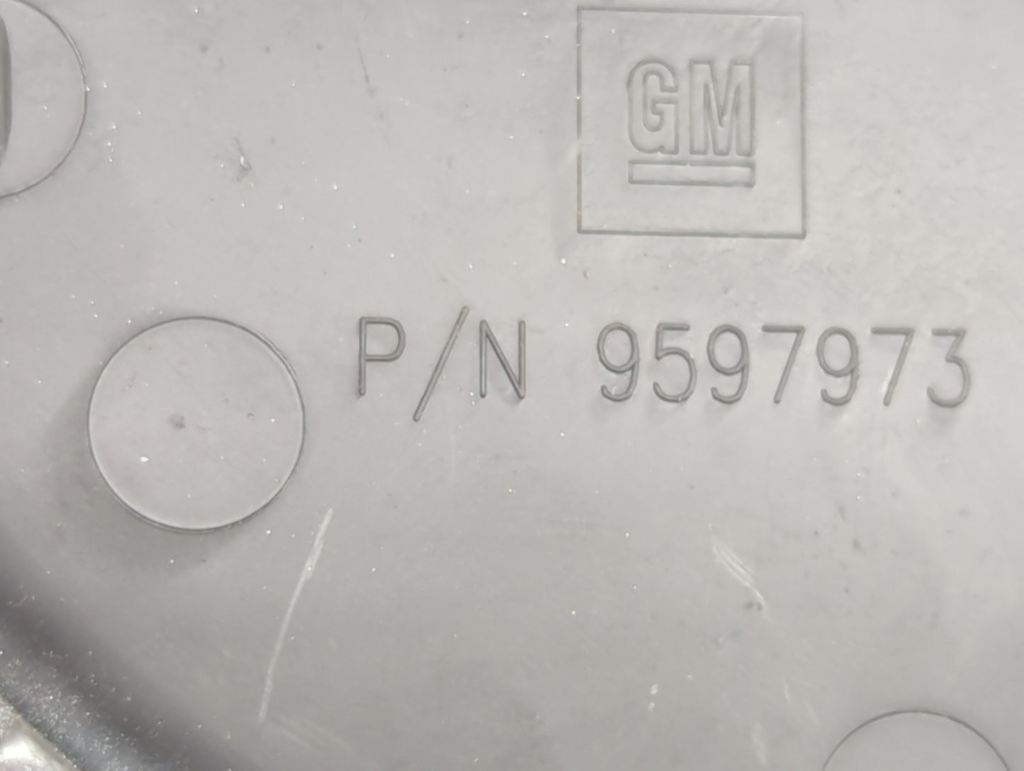2010 Gmc Terrain Center Cap Oem 1415960 - Oemusedautoparts1.com