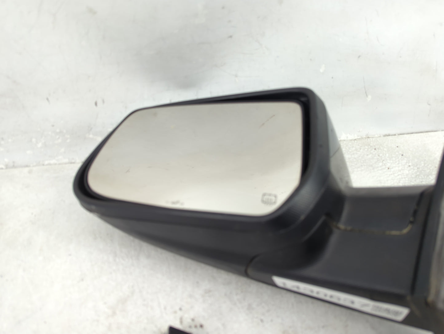 2010-2011 Gmc Terrain Driver Side View Mirror - Left Door Mirror OEM Used - Oemusedautoparts1.com