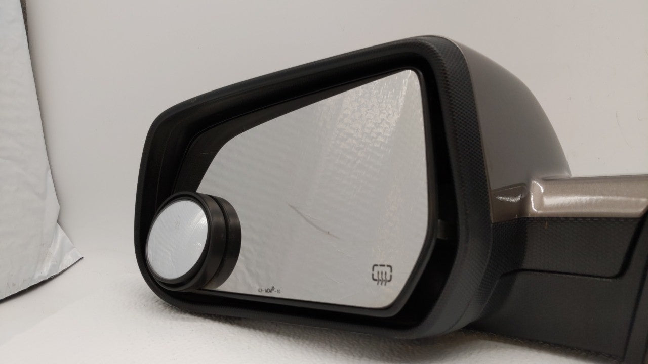 2010-2011 Gmc Terrain Driver Side View Mirror - Left Door Mirror OEM Used - Oemusedautoparts1.com