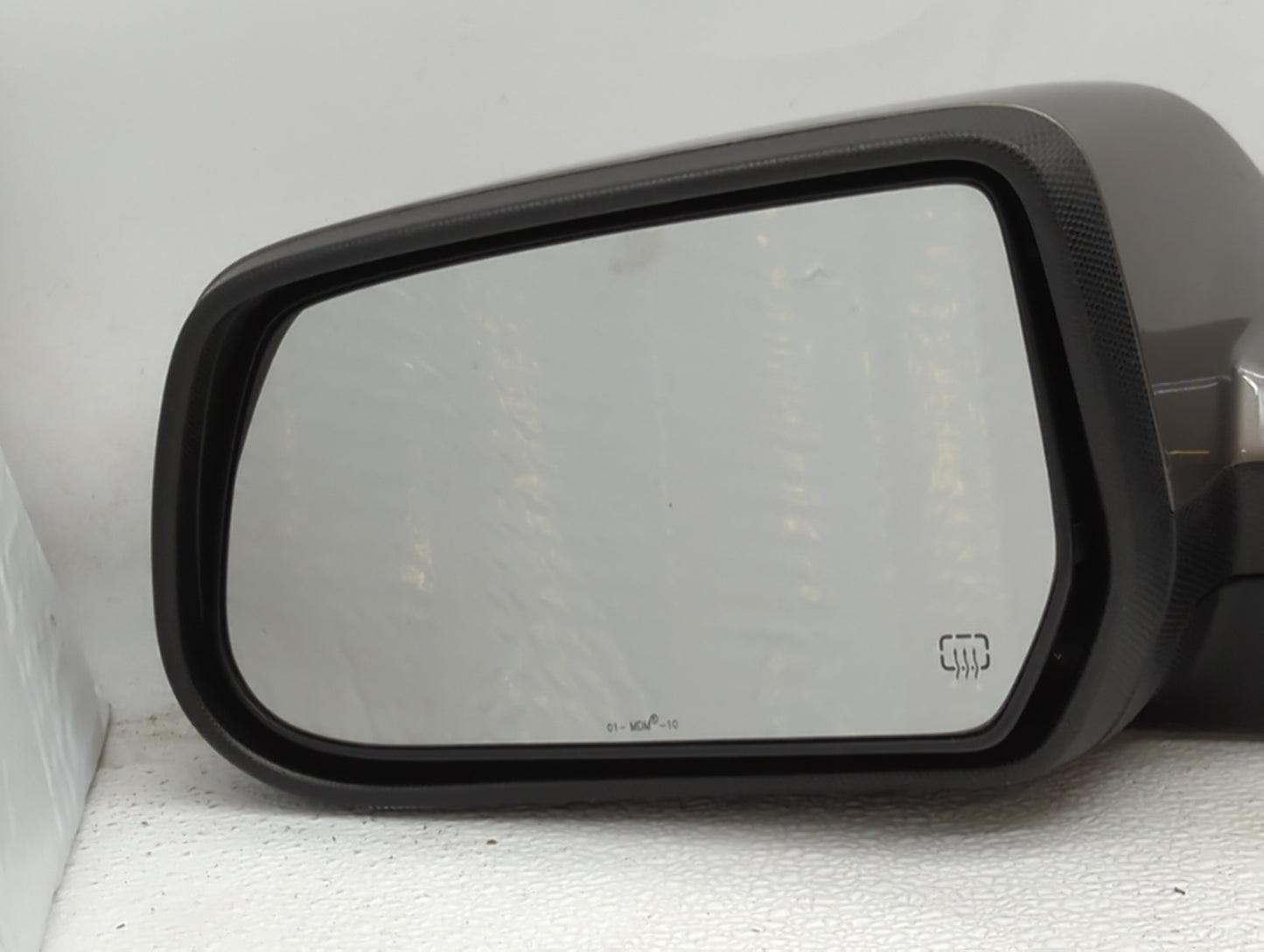 2010-2011 Gmc Terrain Driver Side View Mirror - Left Door Mirror OEM Used - Oemusedautoparts1.com