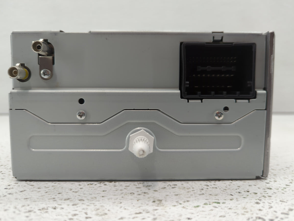 2010-2010 Gmc Terrain Am Fm Cd Player Radio Receiver 456852 - Oemusedautoparts1.com
