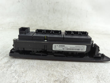 2009-2014 Gmc Yukon Master Power Window Switch Replacement Driver Side Left P/N:20877336AA Fits Fits 2009 2010 2011 2012 2013 2014 OEM Used Auto Parts