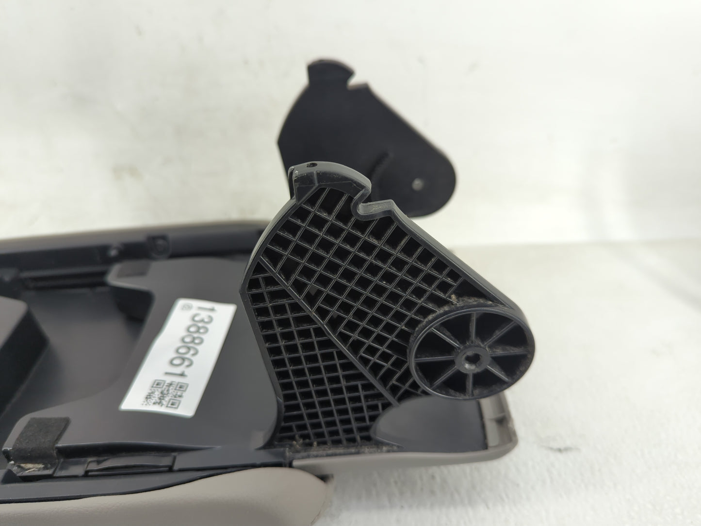 2010 Honda Accord Center Console Armrest Cover Lid Fits OEM Used Auto Parts - Oemusedautoparts1.com