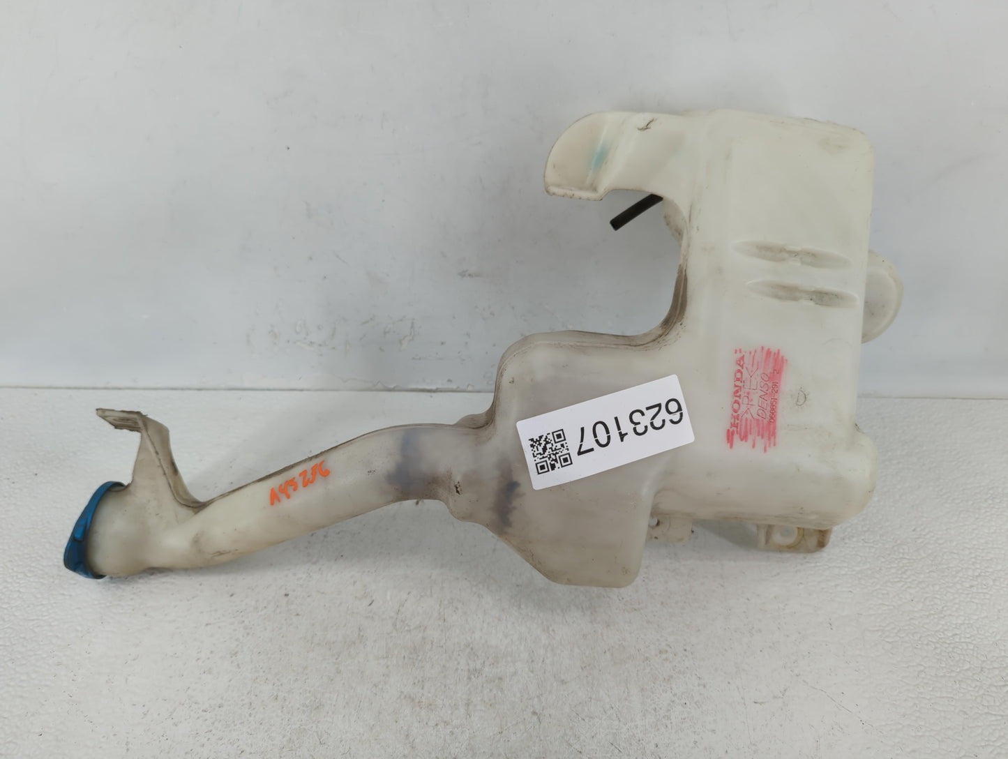 2008-2012 Honda Accord Windshield Washer Fluid Reservoir Bottle Oem - Oemusedautoparts1.com