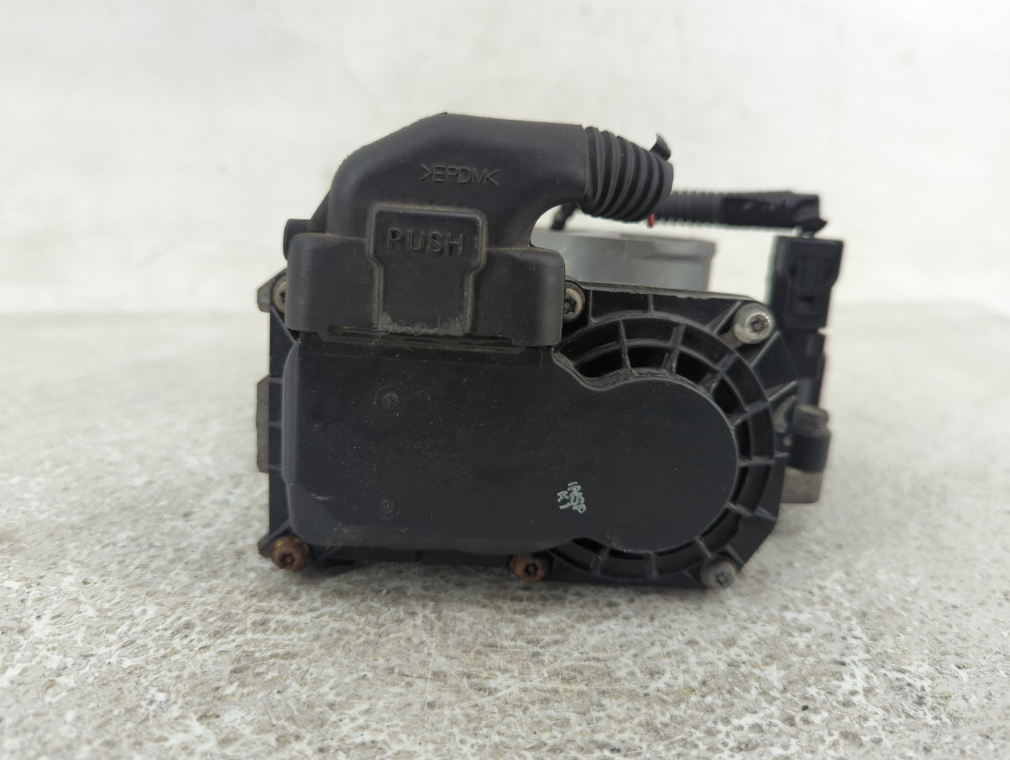 2006-2011 Honda Civic Throttle Body Fits Fits 2006 2007 2008 2009 2010 2011 OEM Used Auto Parts - Oemusedautoparts1.com