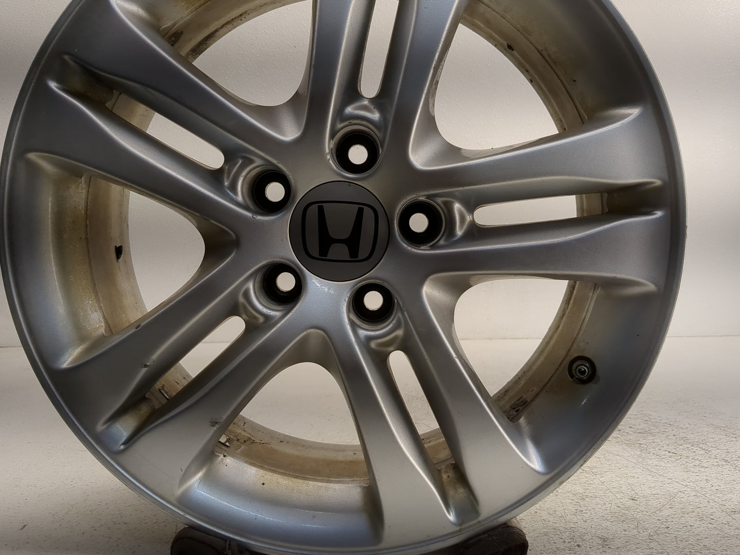 2007-2011 Honda Cr-v Oem Wheel Rim - Oemusedautoparts1.com
