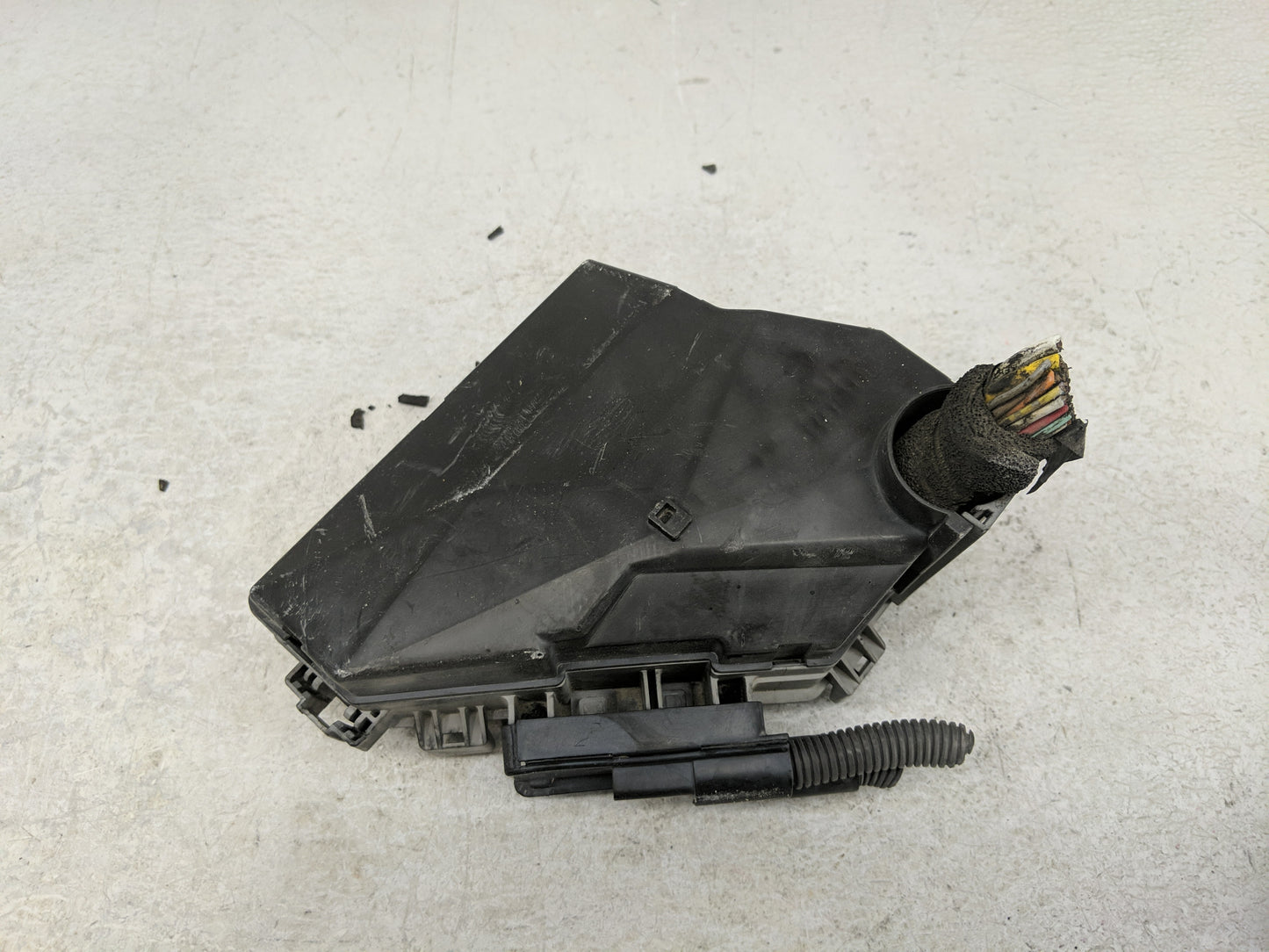 2007-2011 Honda Cr-V Fusebox Fuse Box Panel Relay Module Fits Fits 2007 2008 2009 2010 2011 OEM Used Auto Parts - Oemusedaut