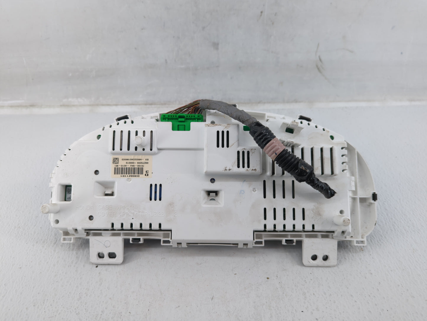 2009-2010 Honda Odyssey Instrument Cluster Speedometer Gauges P/N:D30821101 Fits Fits 2009 2010 OEM Used Auto Parts - Oemuse