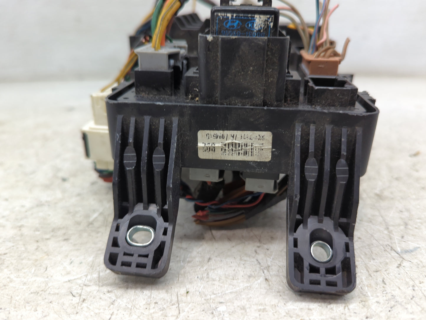 2010 Hyundai Accent Fusebox Fuse Box Panel Relay Module P/N:91950-1E040 91210-1E000 Fits OEM Used Auto Parts - Oemusedautopa