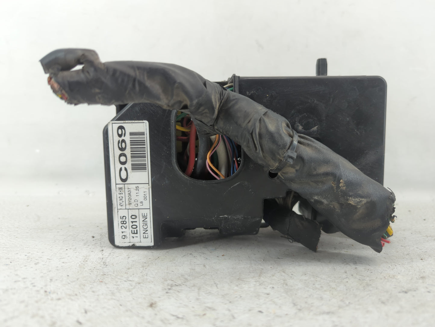 2006-2011 Hyundai Accent Fusebox Fuse Box Panel Relay Module P/N:91285 1E350 Fits Fits 2006 2007 2008 2009 2010 2011 OEM Use