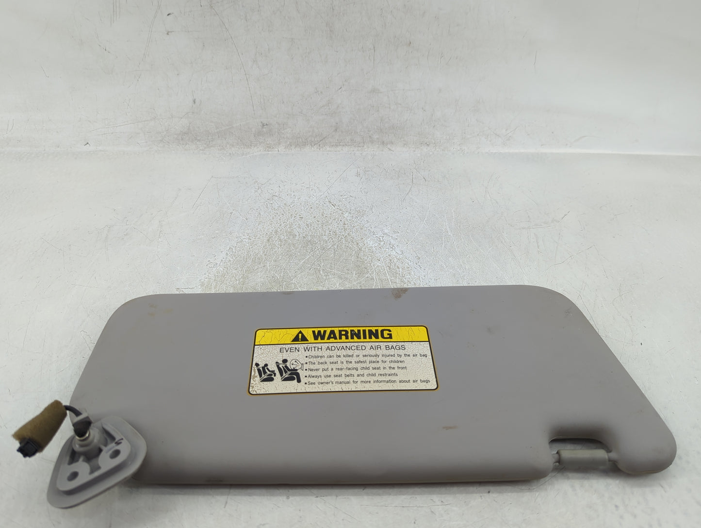 2009-2012 Hyundai Elantra Sun Visor Shade Replacement Driver Left Mirror Fits Fits 2009 2010 2011 2012 OEM Used Auto Parts -