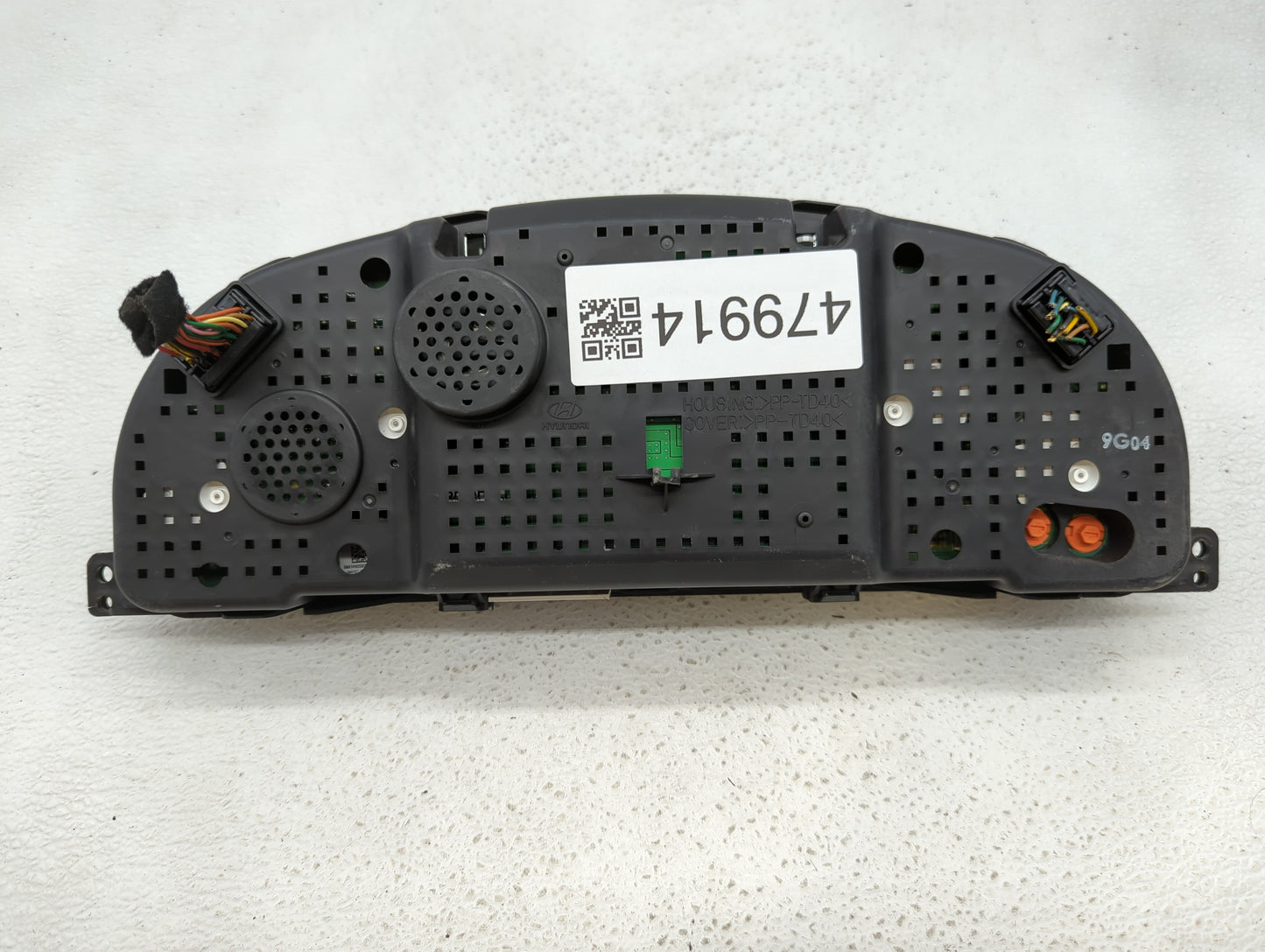 2009-2011 Hyundai Genesis Instrument Cluster Speedometer Gauges P/N:94011-3M001 Fits Fits 2009 2010 2011 OEM Used Auto Parts