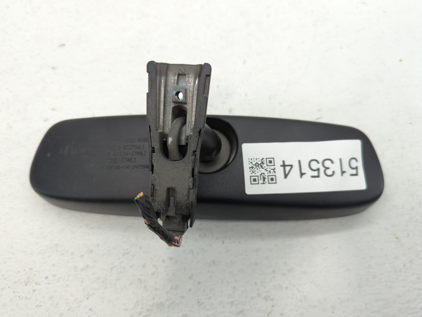 2009-2012 Hyundai Genesis Interior Rear View Mirror Replacement OEM P/N:E11026006 E4012143 Fits OEM Used Auto Parts - Oemuse