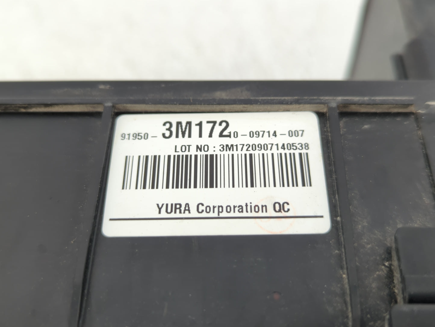2009-2014 Hyundai Genesis Fusebox Fuse Box Panel Relay Module P/N:91950-3M172 Fits Fits 2009 2010 2011 2012 2013 2014 2015 2