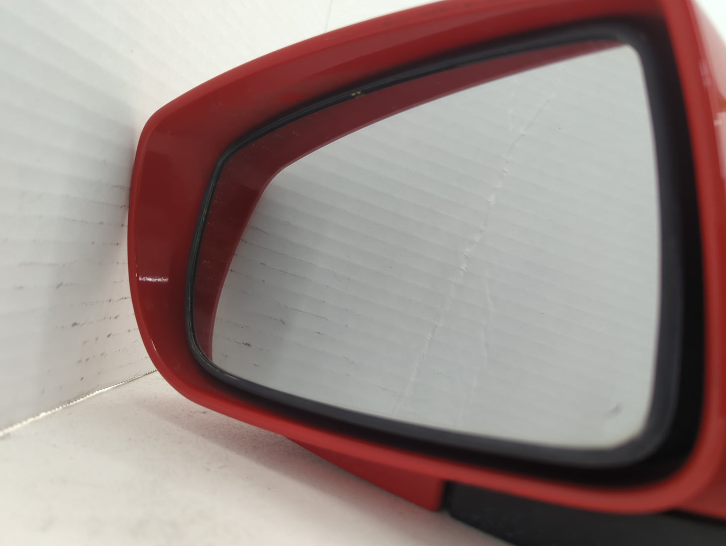 2009-2016 Hyundai Genesis Driver Side View Mirror - Left Door Mirror OEM Used - Oemusedautoparts1.com