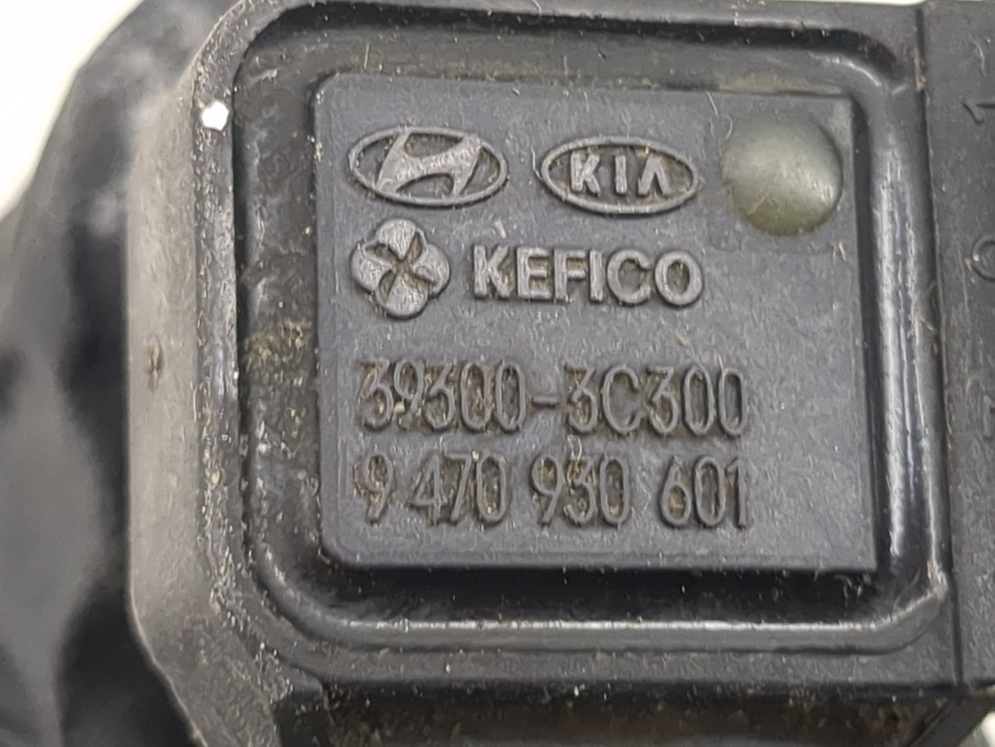 2010-2012 Hyundai Santa Fe Mass Air Flow Meter Maf 1489749 - Oemusedautoparts1.com