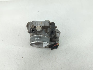 2010-2012 Hyundai Santa Fe Throttle Body P/N:35100-25400 35100-25200 Fits Fits 2006 2007 2008 2009 2010 2011 2012 2013 OEM Used Auto Parts