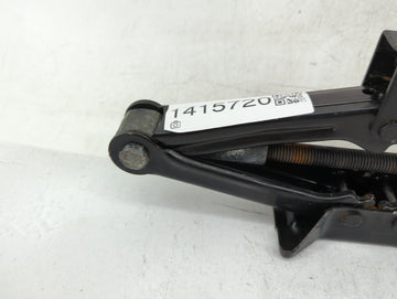 2010 Hyundai Sonata Spare Scissor Car Jack