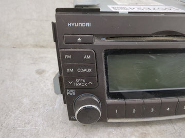 2009-2010 Hyundai Sonata Radio AM FM Cd Player Receiver Replacement P/N:96185-3K100 Fits Fits 2009 2010 OEM Used Auto Parts