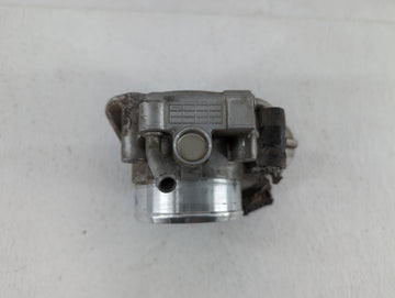 2006-2010 Hyundai Sonata Throttle Body P/N:35100-25400 35100-25200 Fits Fits 2006 2007 2008 2009 2010 2011 2012 2013 OEM Used Auto Parts