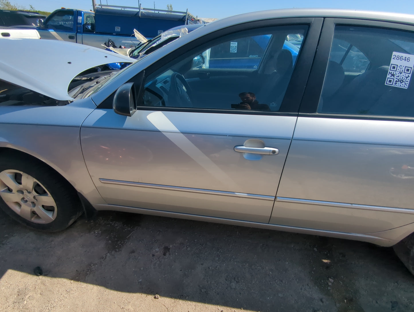 2006-2010 Hyundai Sonata Driver Front Door Oem - Oemusedautoparts1.com