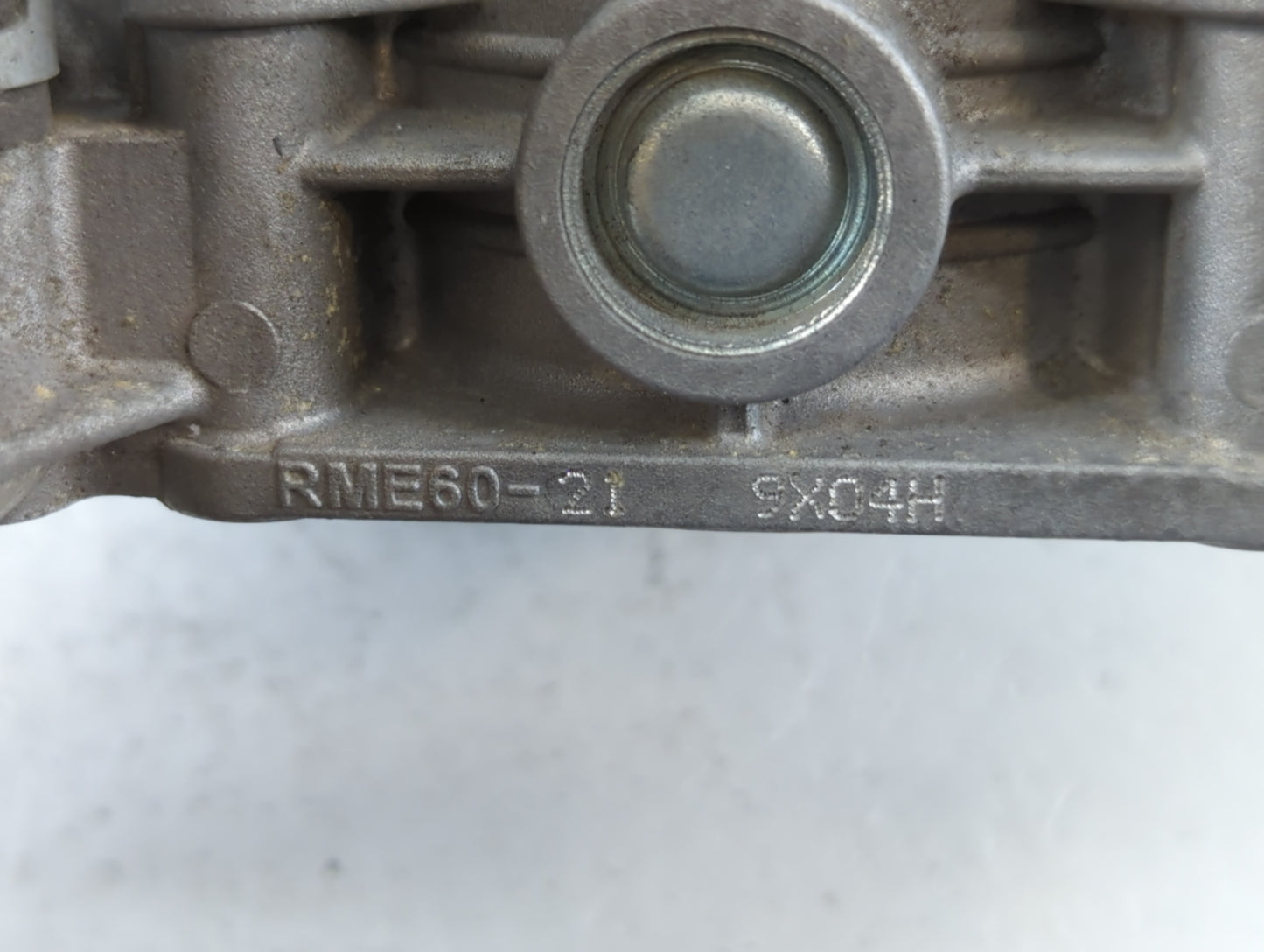 2008-2012 Infiniti Ex35 Throttle Body P/N:9X04H RME60-21 Fits OEM Used Auto Parts - Oemusedautoparts1.com