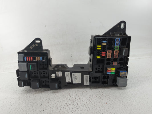 2010-2011 Jaguar Xf Fusebox Fuse Box Panel Relay Module P/N:5605002800 Fits Fits 2010 2011 OEM Used Auto Parts