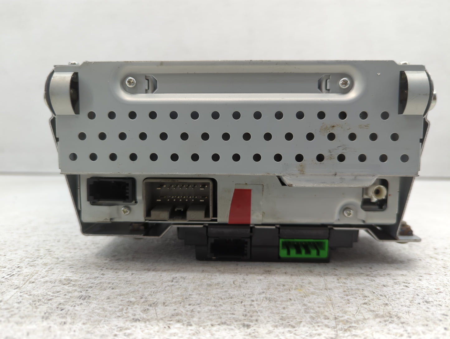 2010 Jaguar Xf Radio AM FM Cd Player Receiver Replacement P/N:7G9N-18C815-NB 7G9N-18C815-TA Fits OEM Used Auto Parts - Oemus