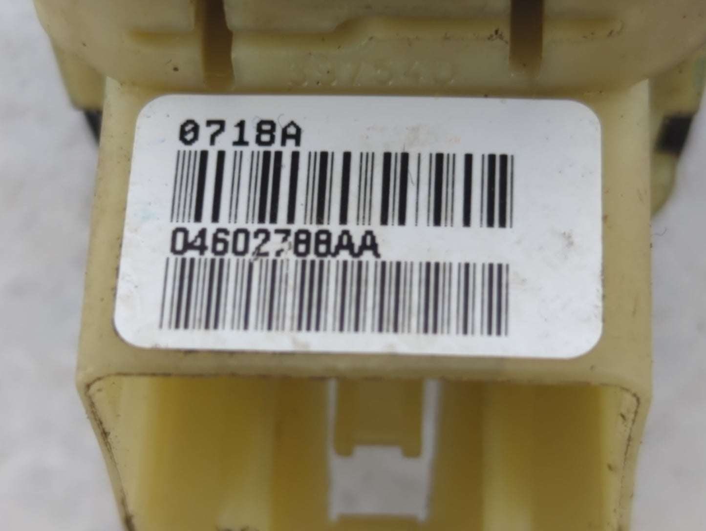 2006-2010 Jeep Commander Master Power Window Switch Replacement Driver Side Left P/N:0462788AA Fits OEM Used Auto Parts - Oe