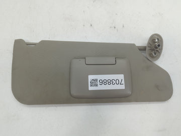 2005-2010 Jeep Grand Cherokee Sun Visor Shade Replacement Passenger Right Mirror Fits Fits 2005 2006 2007 2008 2009 2010 OEM Used Auto Parts