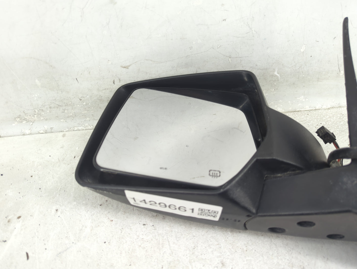 2008-2012 Jeep Liberty Driver Side View Mirror - Left Door Mirror OEM Used - Oemusedautoparts1.com