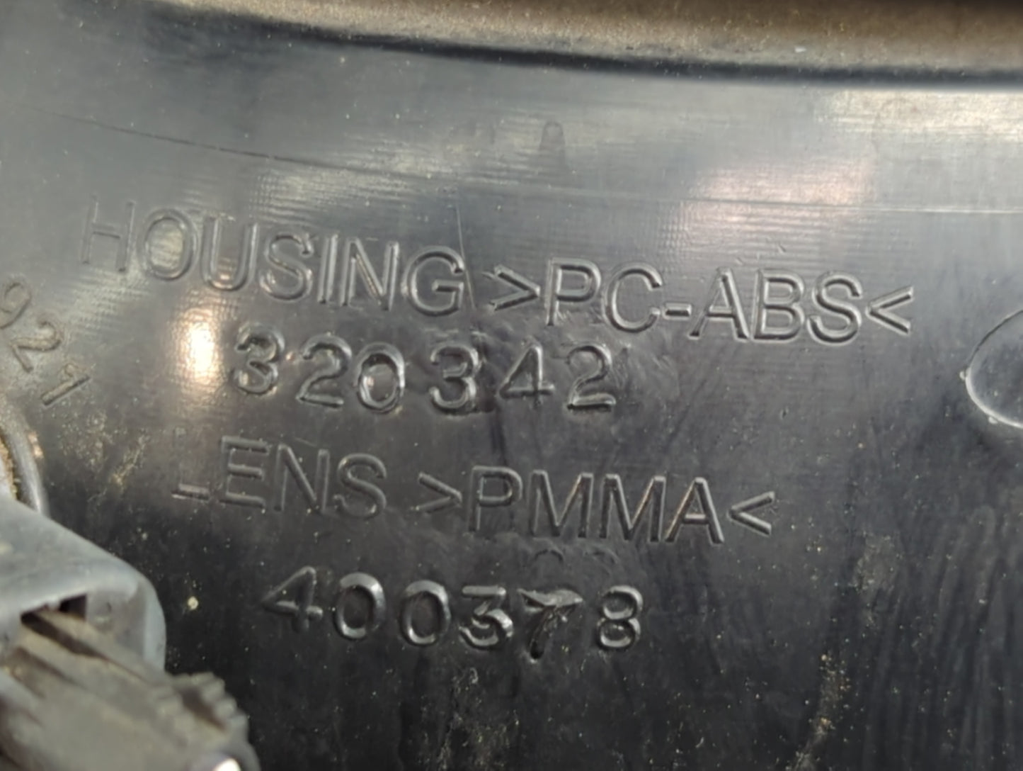 2008-2017 Jeep Patriot Tail Light Assembly Passenger Right OEM P/N:320342 Fits OEM Used Auto Parts - Oemusedautoparts1.com