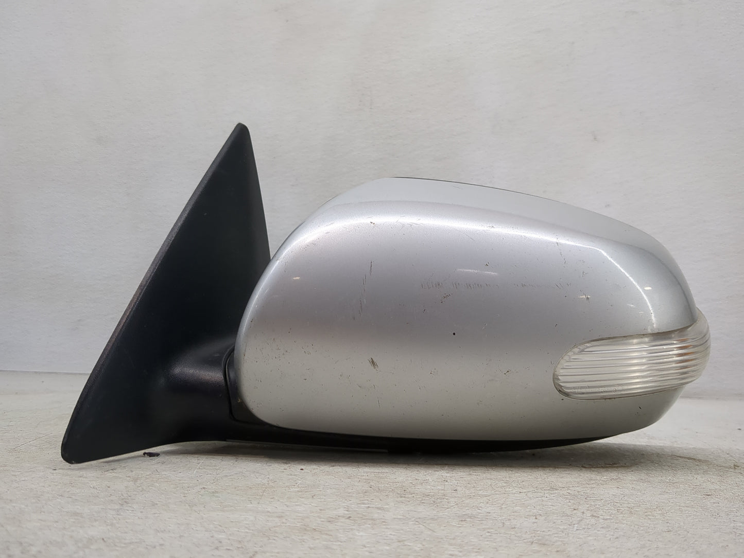 2010 Kia Forte Driver Side View Mirror - Left Door Mirror OEM Used - Oemusedautoparts1.com